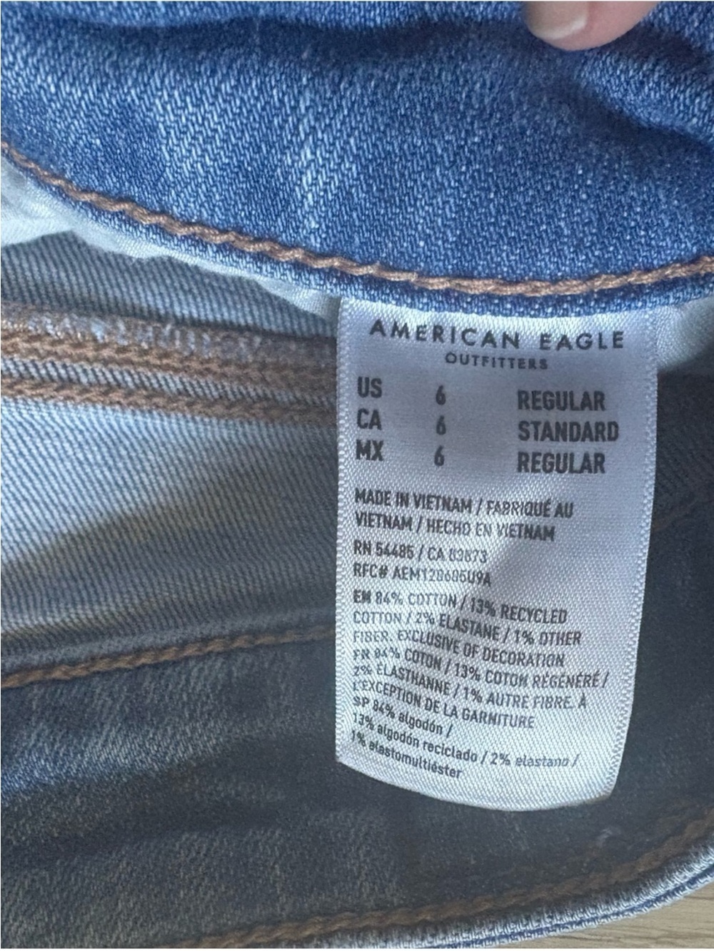 American Eagle Outfitters Blue Distressed Flare Jeans - Picture 4 of 5